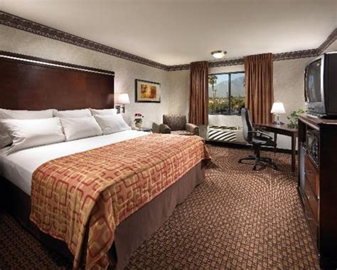 red roof inn ontario.